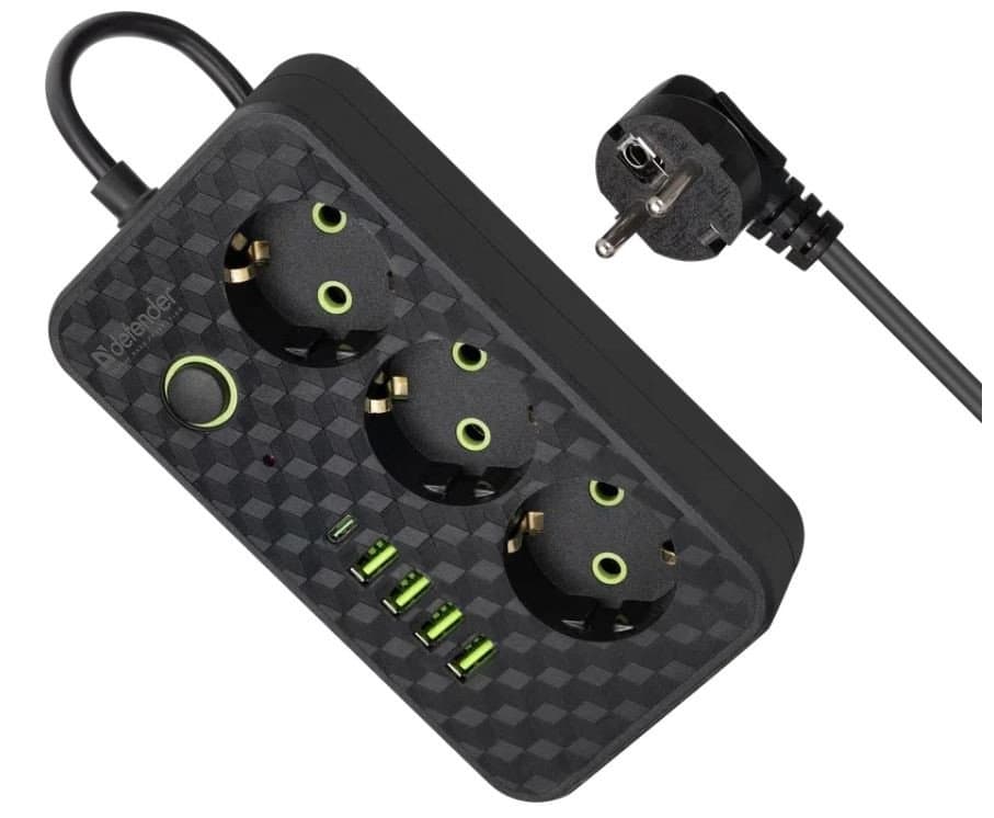 Удлинитель Defender без заземления R220 3 м, 3 розетки, 4xUSB, 1xType-C, черный